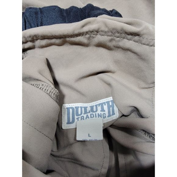 Duluth Trading Co. Tan Cargo Shorts - Large - Picture 5 of 6